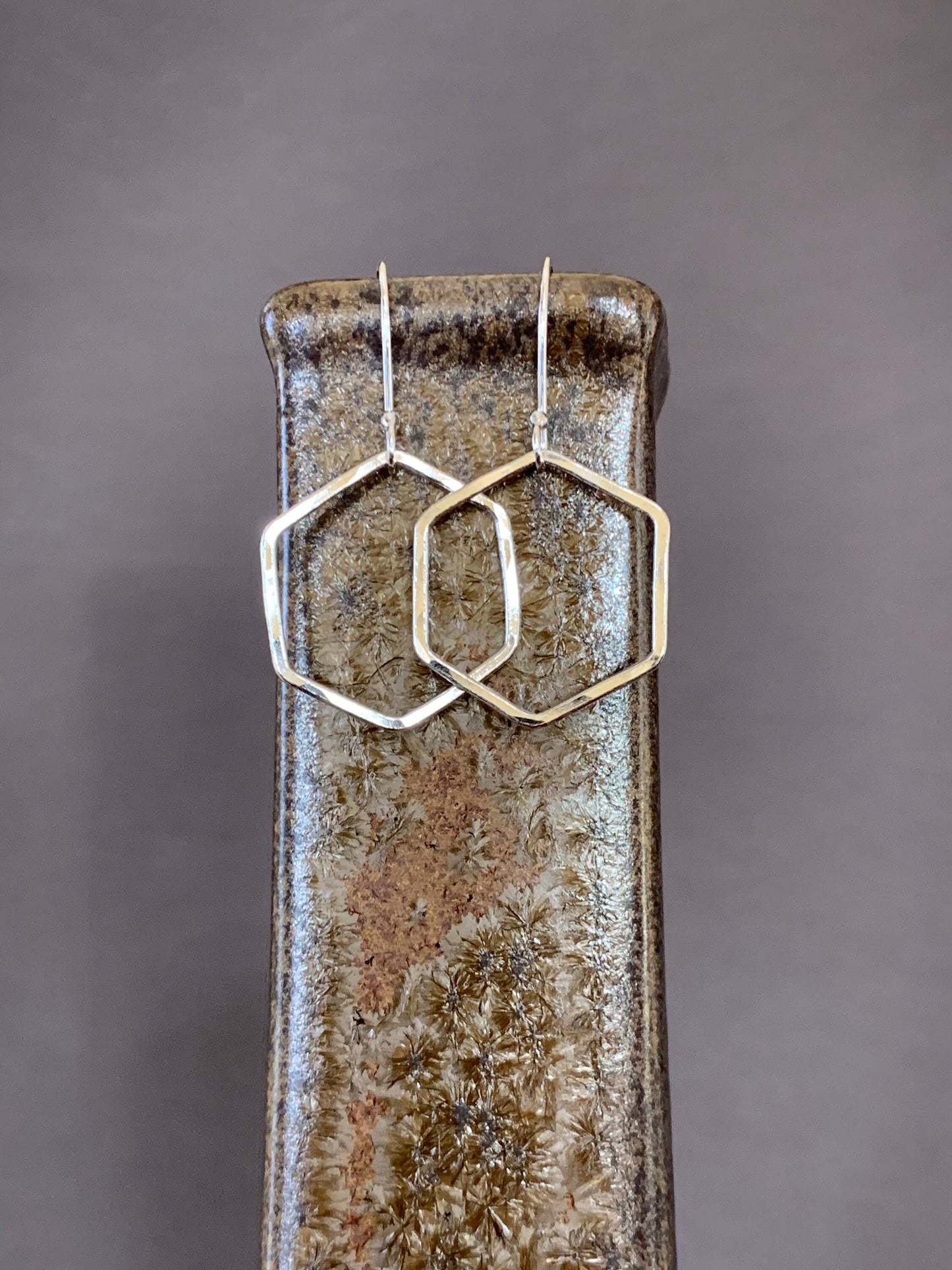 Smooth Silver Honeycomb Hoop Earrings, Lightweight Hexagon Sterling Silver Hoops, Minimalist Hammered Earrings, Hand Forged Metal Jewelry
