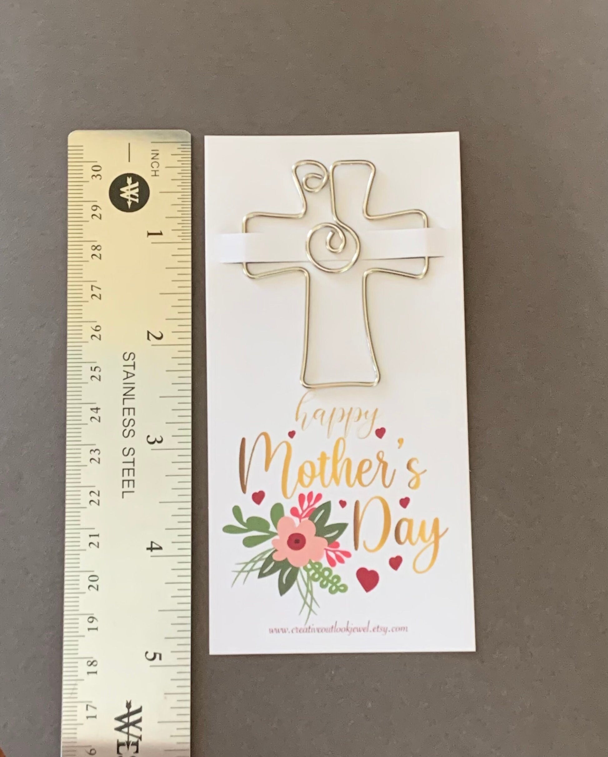 Mother's Day Bookmark, Unique Happy Mother's Day Gift, Card for Mom, Booklover Gift, Special Keepsake for Mom