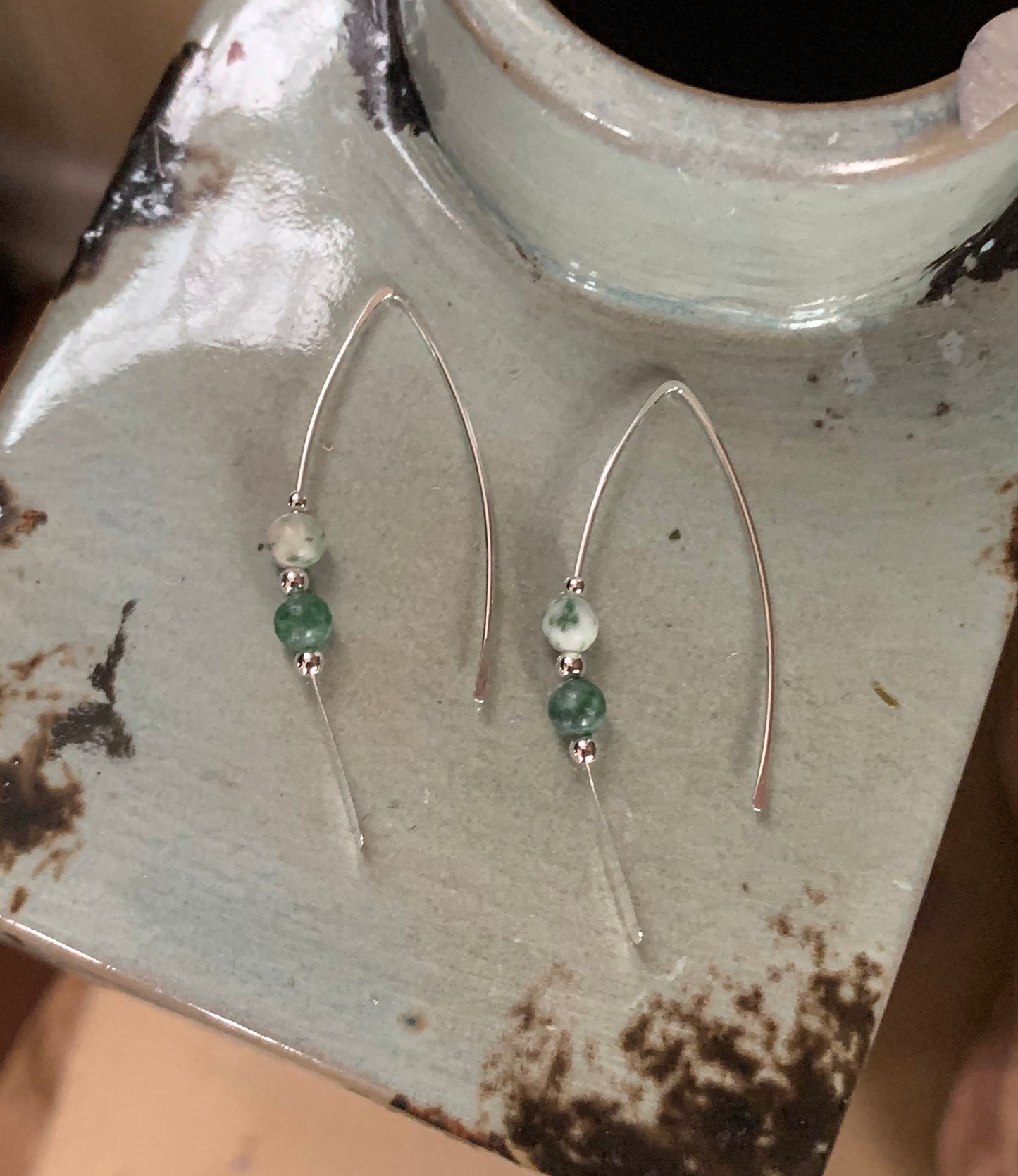 Silver Threader Earrings, Jade Green and Cream Beads, Sterling Wishbone Earrings, Green Agate Stone, Thin Open Hoops, Hammered Hoop Earrings